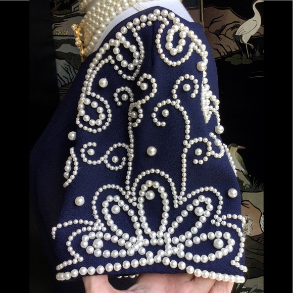 Vintage 1980’s Pearl Sleeved Dress.   B10 - Picture 4 of 16